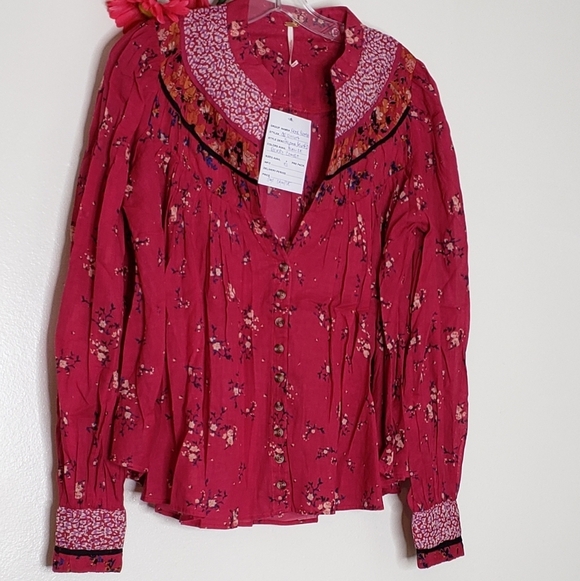 Free People Paloma Red Berry Long Sleeves Top Limited Edition Bohemian Chic - Picture 15 of 16
